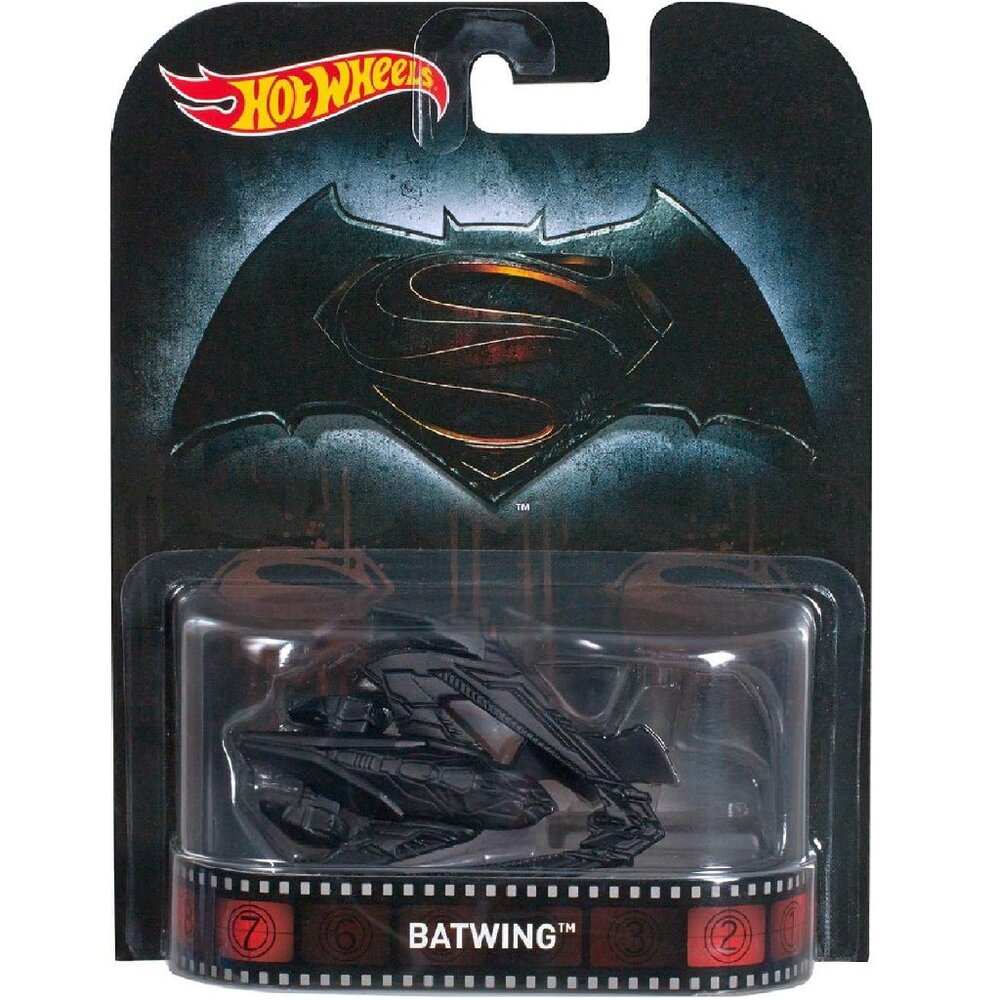 DC Mattel Hot Wheels Batwing Die-Cast Model DWJ3 2016 RARE SEALED